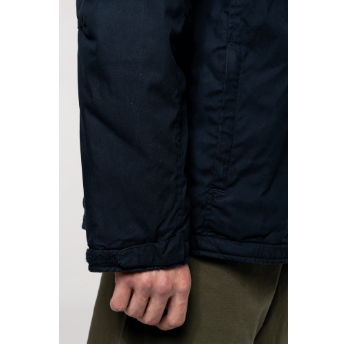 Parka con capucha