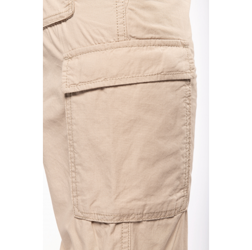 Pantalón ligero multibolsillos para mujer