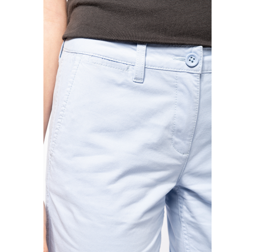 Bermuda chino mujer