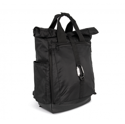 Mochila de deporte con sistema antirrobo y riñonera extraíble