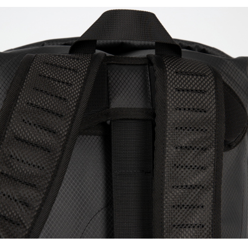 Mochila impermeable con compartimento para el casco