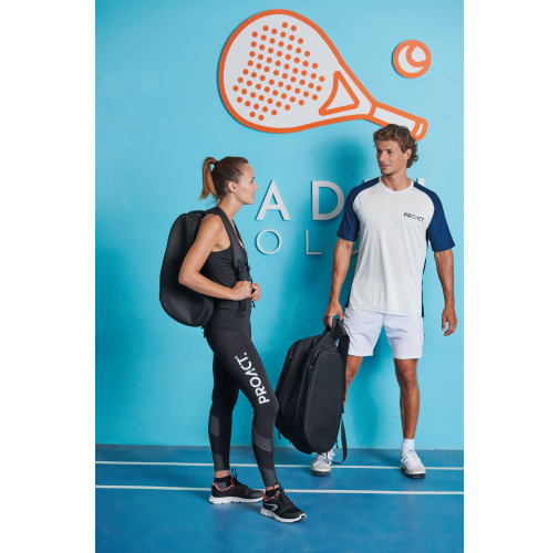 Mochila de pádel con doble compartimento portarraquetas