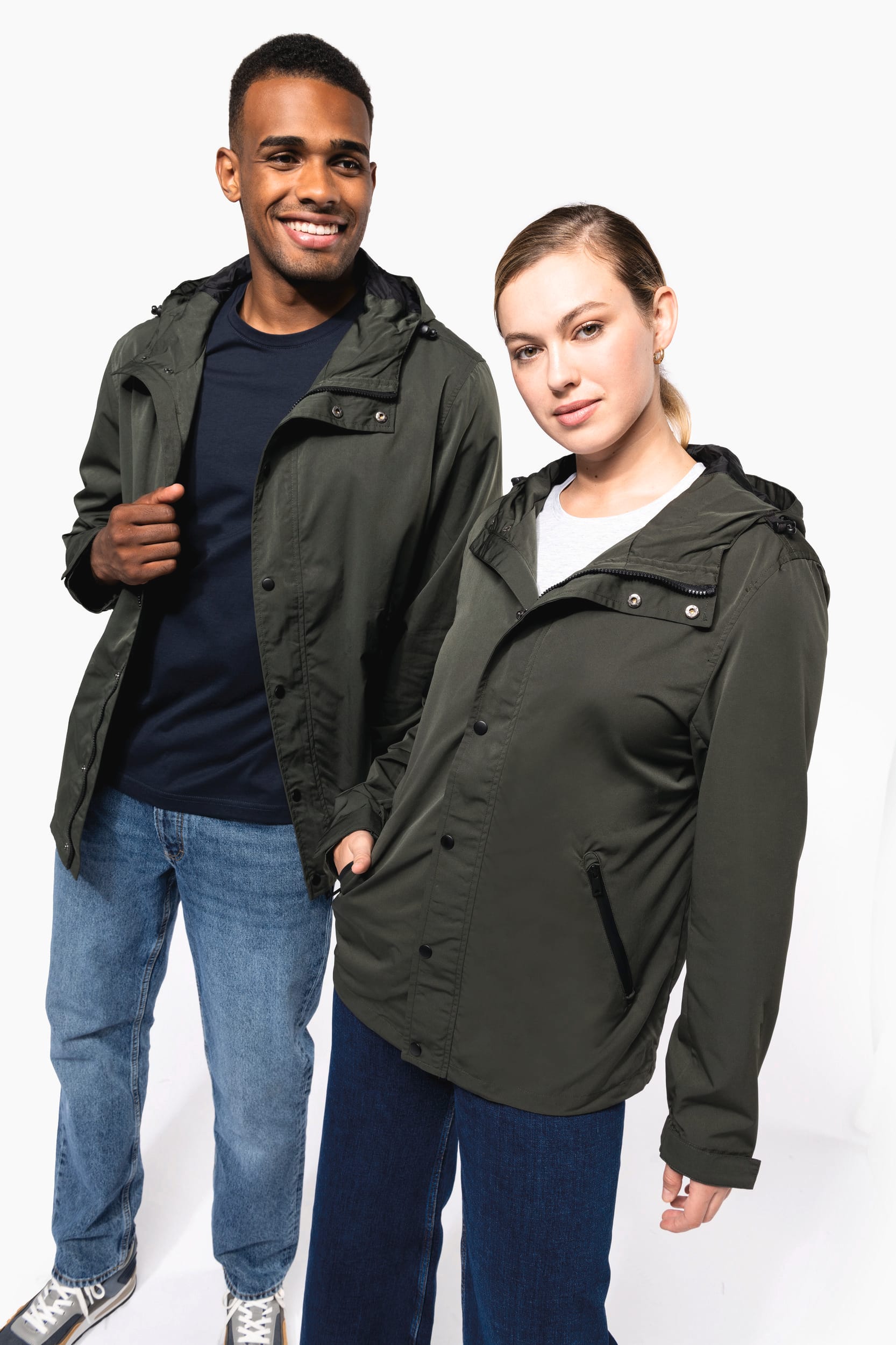 Chaqueta ecorresponsable con capucha unisex