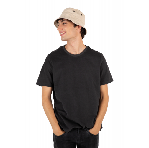 Sombrero Bob voyager