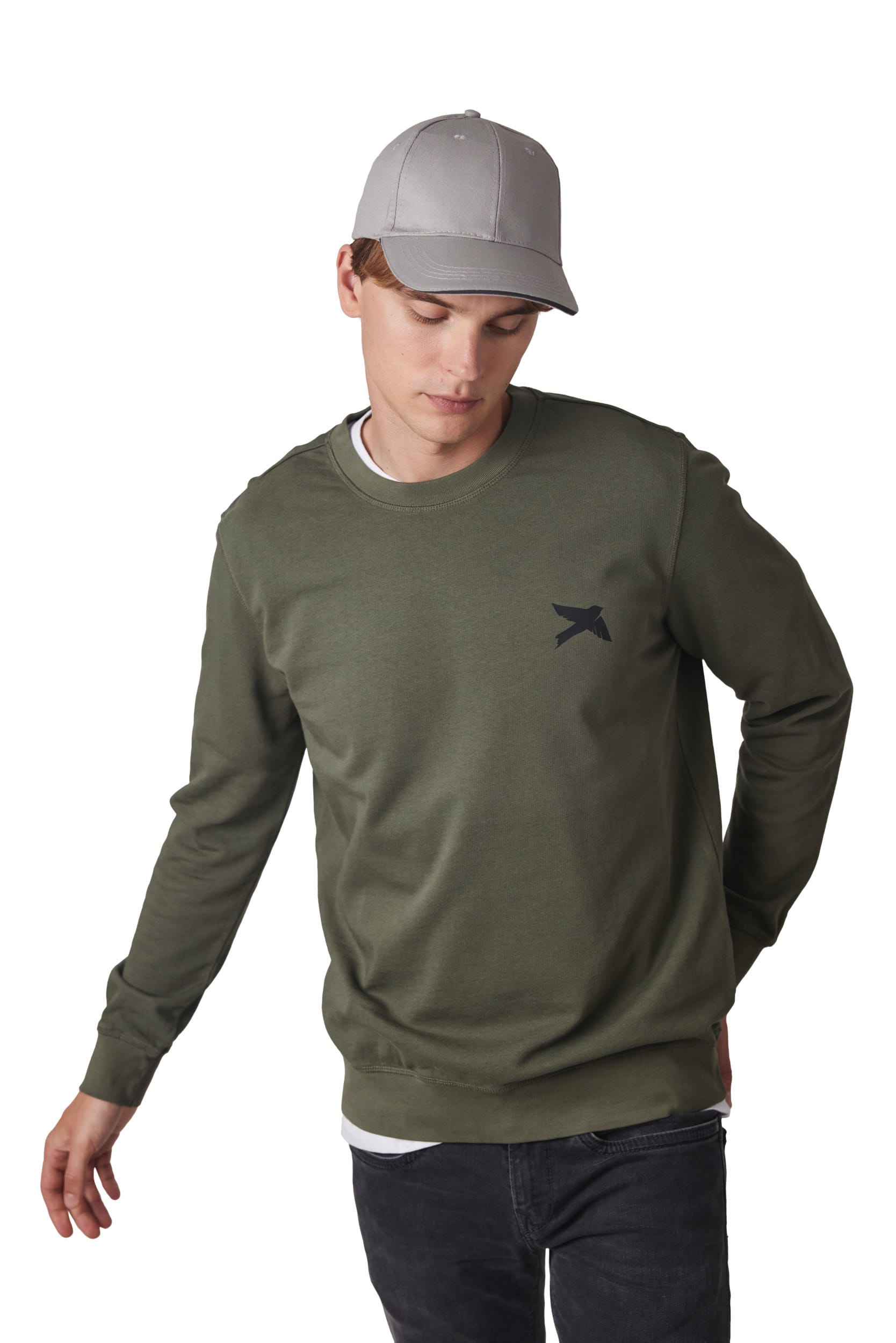 GORRA CON SÁNDWICH CONTRASTADO - 6 PANELES