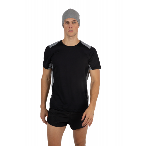 Gorro deportivo ajustado