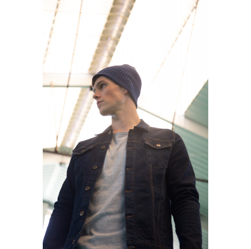 Gorro largo