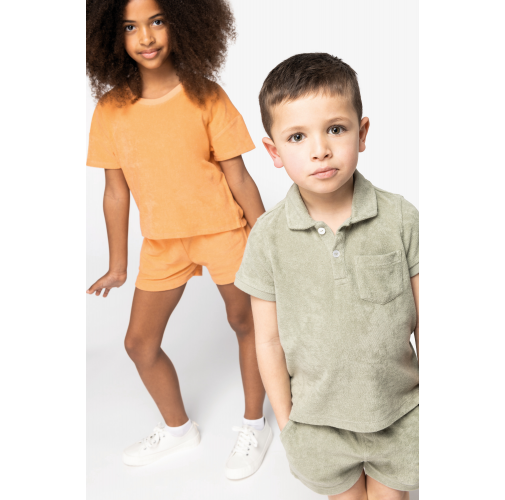 Polo ecorresponsable de rizo niño
