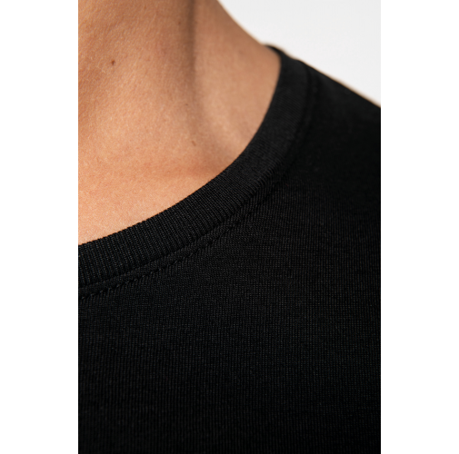 Camiseta con dobladillo redondeado hombre