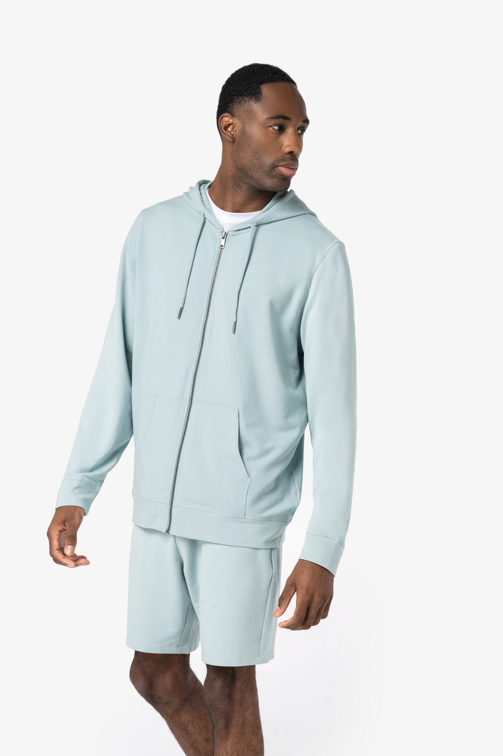 SUDADERA CON CAPUCHA Y CREMALLERA HOMBRE