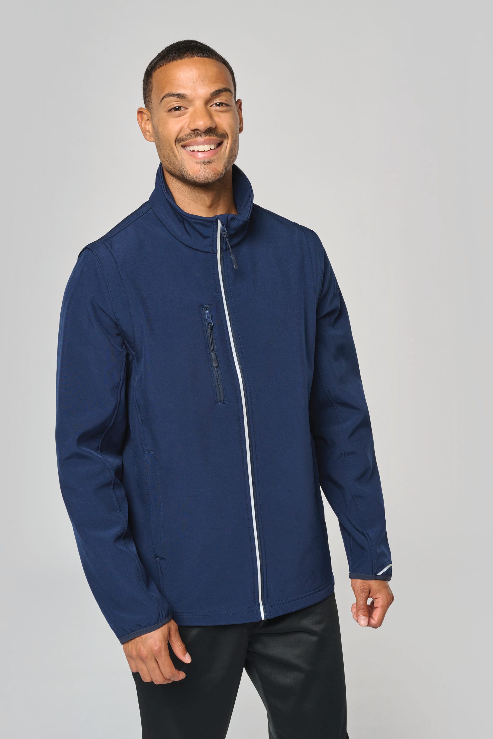 CHAQUETA SOFTSHELL CON MANGAS AMOVIBLES UNISEX