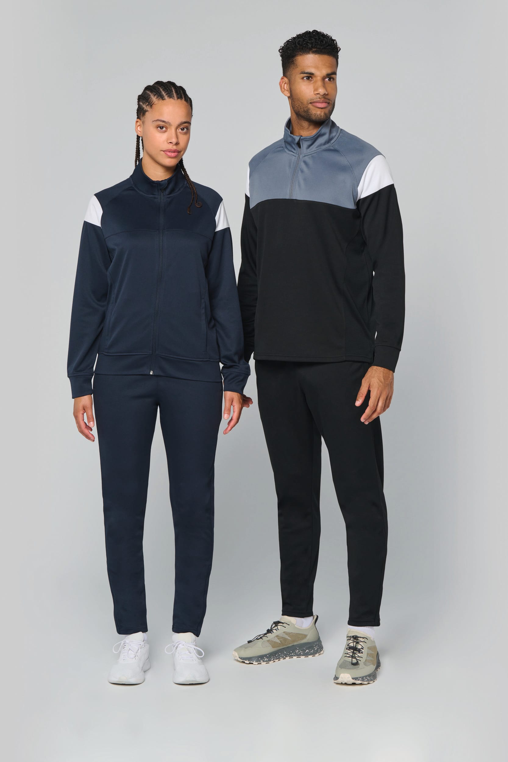 CHAQUETA DE CHÁNDAL CON CREMALLERA UNISEX