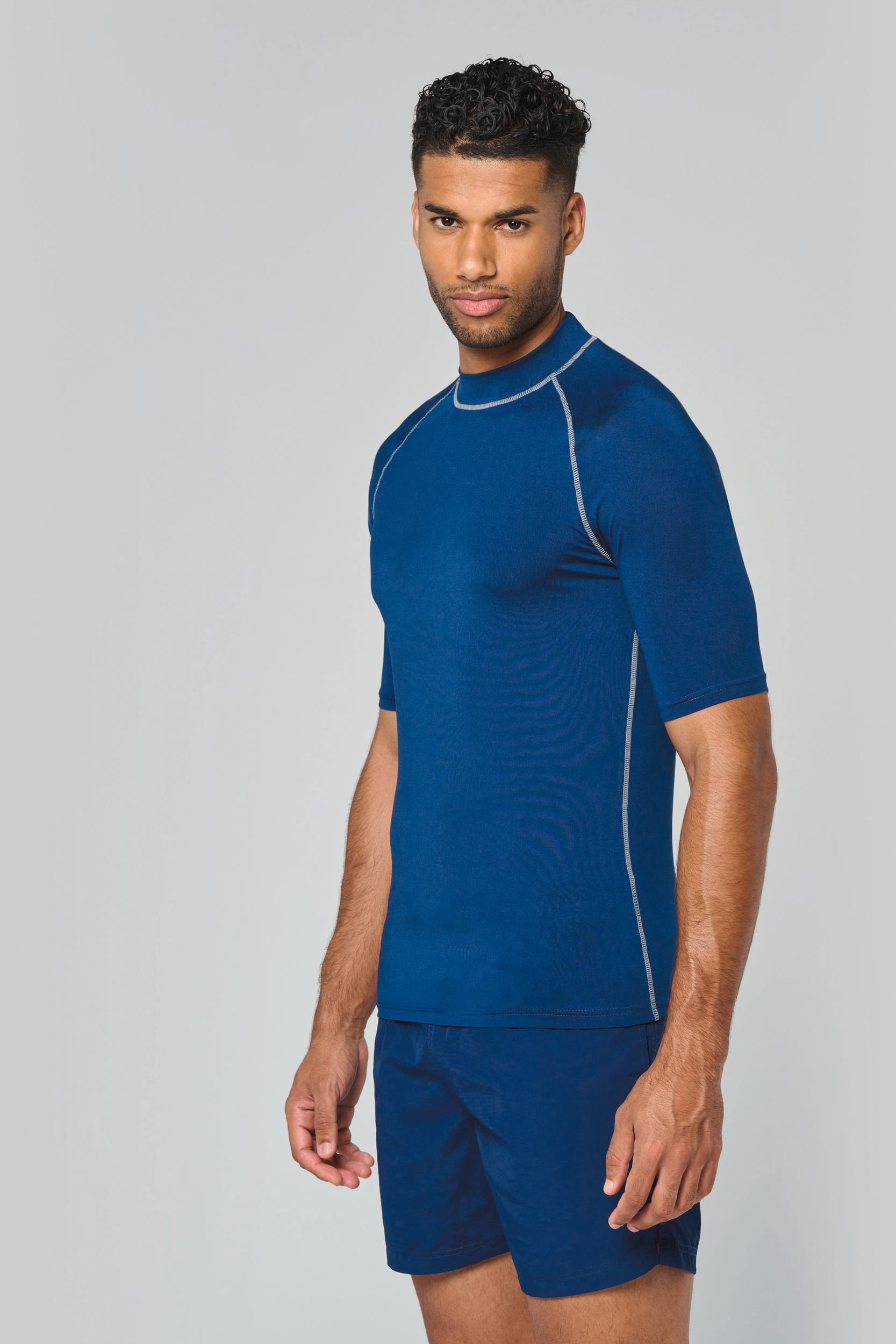 CAMISETA SURF CON PROTECCIÓN UV MANGA CORTA UNISEX