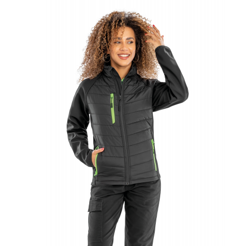 CHAQUETA SOFTSHELL BLACK COMPASS ACOLCHADA RECICLADA