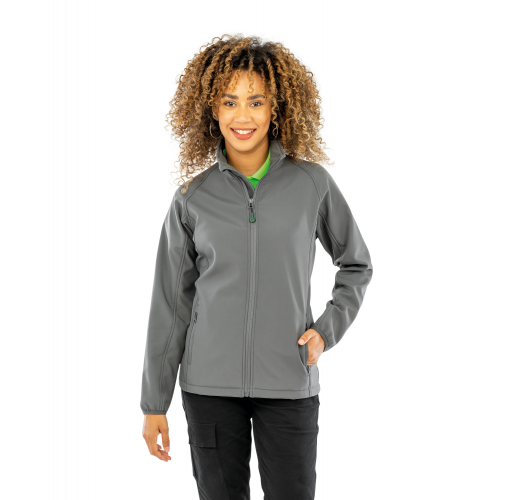 Chaqueta softshell material reciclado mujer