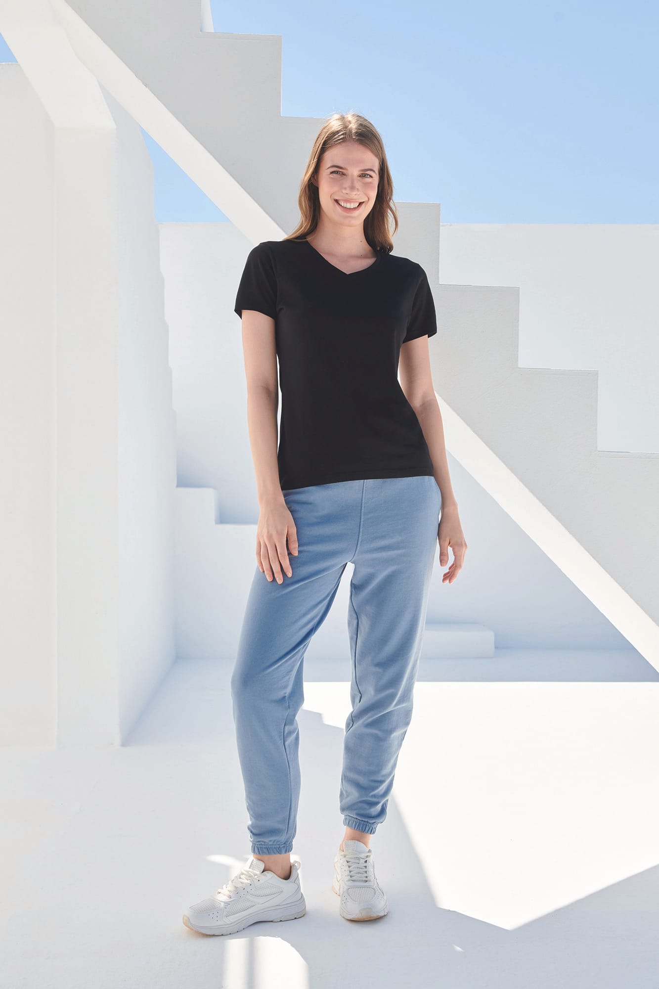 CAMISETA FEEL GOOD CUELLO DE PICO MUJER