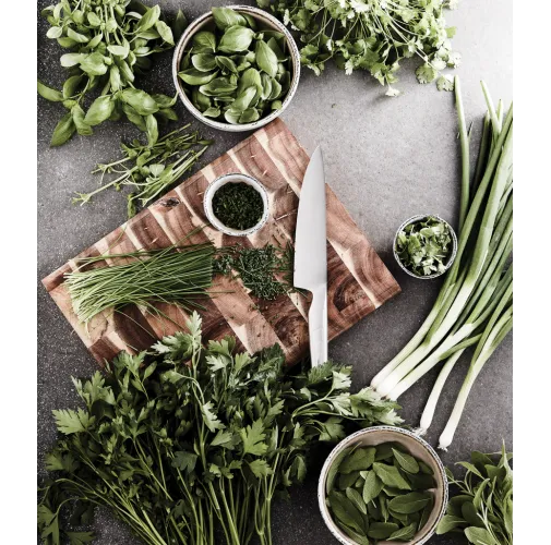 VINGA Cuchillo de chef Hattasan