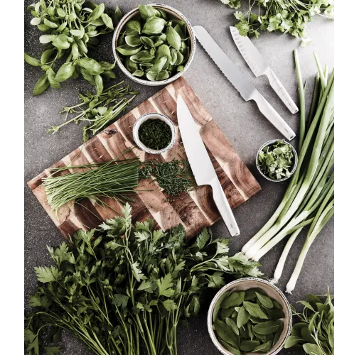 VINGA Cuchillo de chef Hattasan