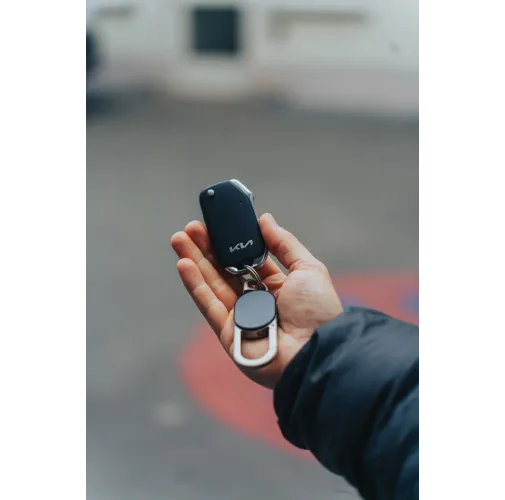 Llavero Keyfinder con localizador USB C