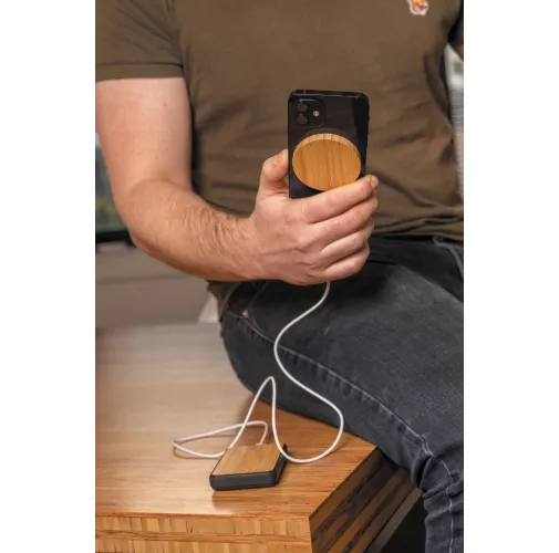 Cargador inalámbrico magnético de bambú de 10W