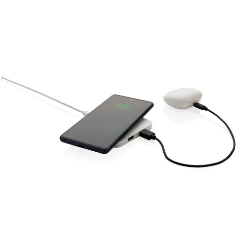Cargador Inalámbrico 10W plástico reciclado RCS