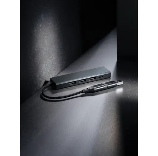 Hub Terra de aluminio reciclado  RCS con 3 puertos USB