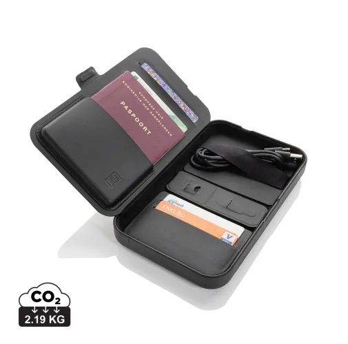 ESTUCHE VIAJE RECICLADO RCS SWISS PEAK CON CARGADOR 3 EN 1