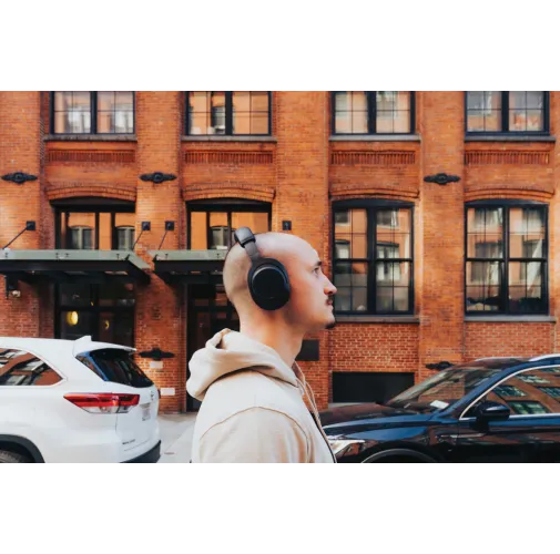 Auriculares inalámbricos Irvine RCS reciclados y reparables