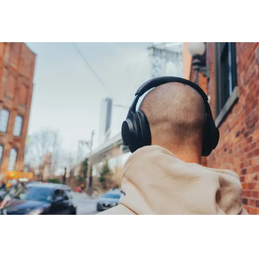 Auriculares inalámbricos Irvine RCS reciclados y reparables