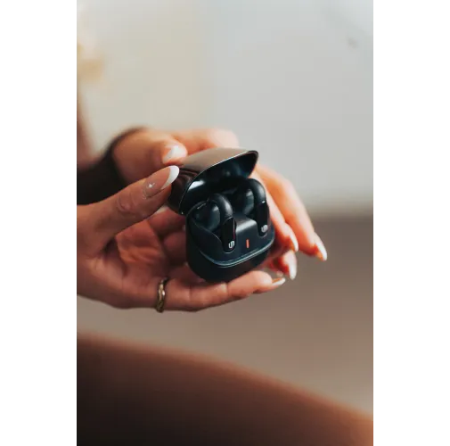 Auriculares inalámbricos Urban Vitamin ENC Long Beach