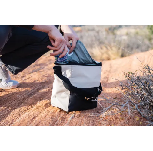 Nevera básica Kazu AWARE™ RPET