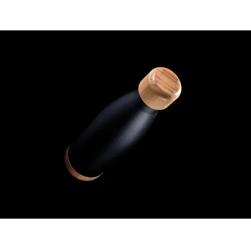 Botella acero inoxidable al vacío con tapa y fondo de bambú