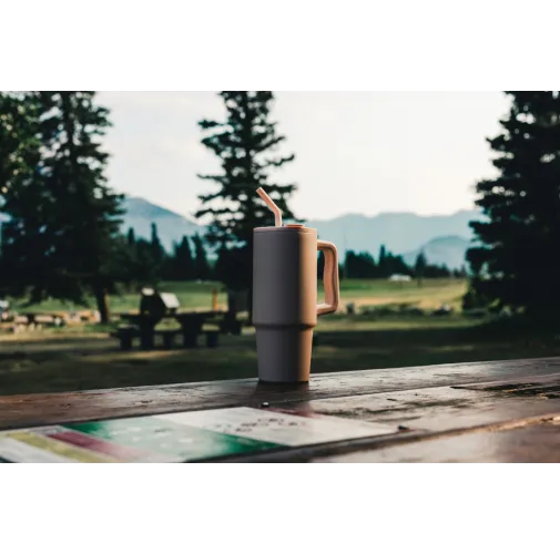 Vaso Embrace deluxe RCS acero inoxidable reciclado de 900ml.