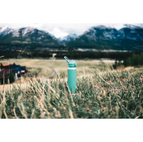 Botella deportiva Via RCS Re-steel con tapa bloqueable 600ML