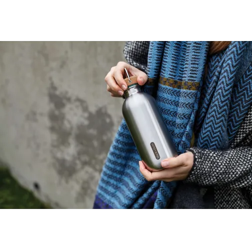 Botella de agua de acero Black+Blum 600ml