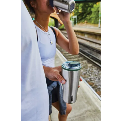 Vaso de viaje aislado Black+Blum 600 ml