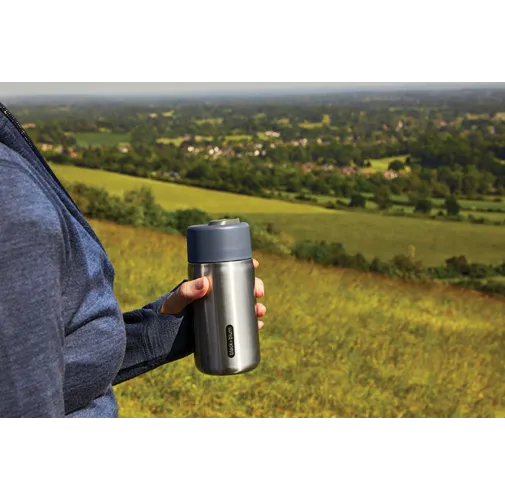 gris Taza aislada antigoteo acero inoxidable Black + Blum