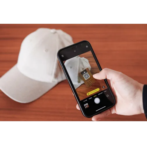 Gorra 6 paneles tejido jaspeado reciclado Milo AWARE™200 gr