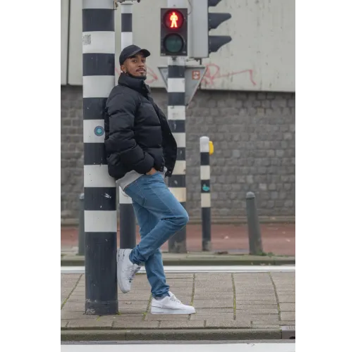 negro Gorra Impact de algodón reciclado con trazador AWARE™