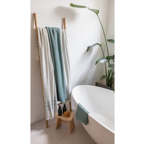 Toalla Ukiyo Yumiko AWARE ™ 100x180cm