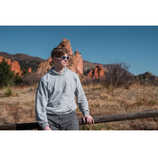Gafas de sol con lentes de espejo de PC reciclado Gleam RCS