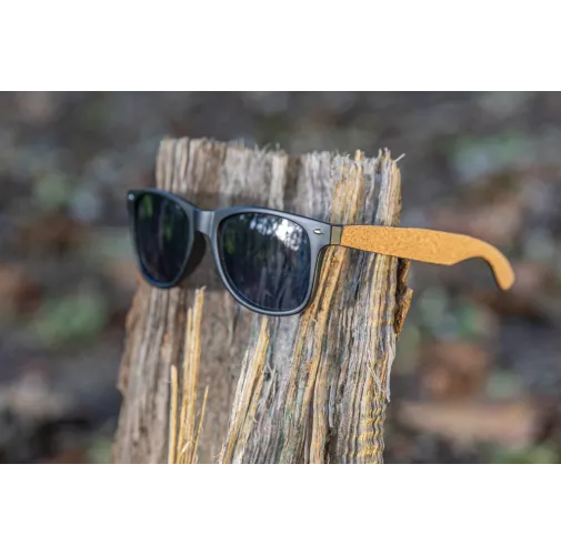 Gafas de sol de plástico PC reciclado GRS con corcho