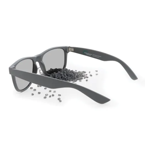 Gafas de sol de plástico reciclado GRS