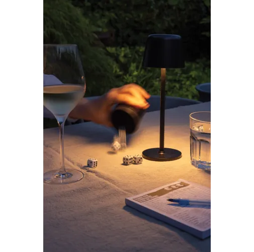 Lámpara de mesa Zenic RCS plástico reciclado recargable USB