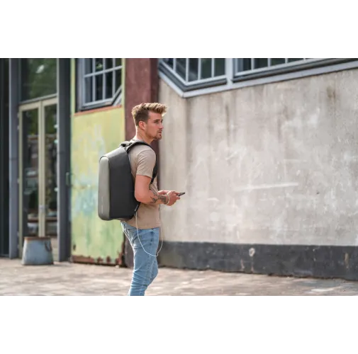 Bobby Hero Regular, mochila antirrobo