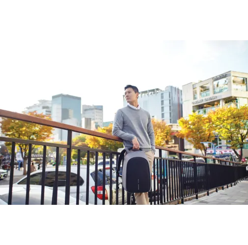 Bobby Hero Regular, mochila antirrobo