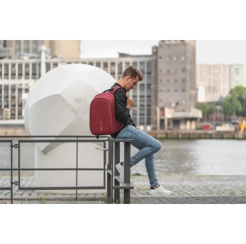 Bobby Hero Regular, mochila antirrobo