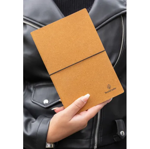 Libreta A5 de cuero reciclado GRS