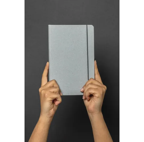 Libreta A5 de cuero reciclado GRS de tapa dura