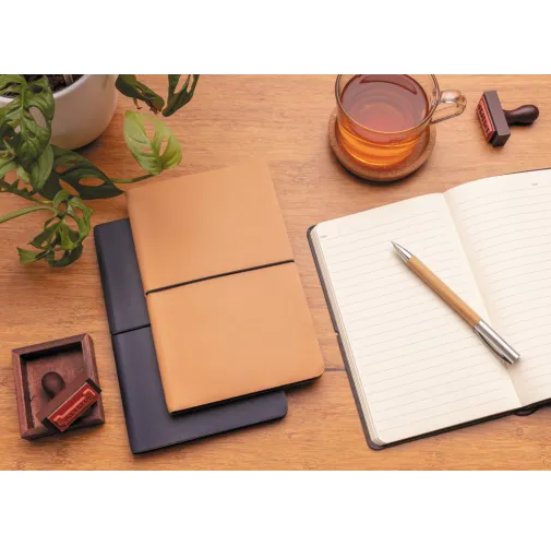 azul marino de lujo con tapa blanda